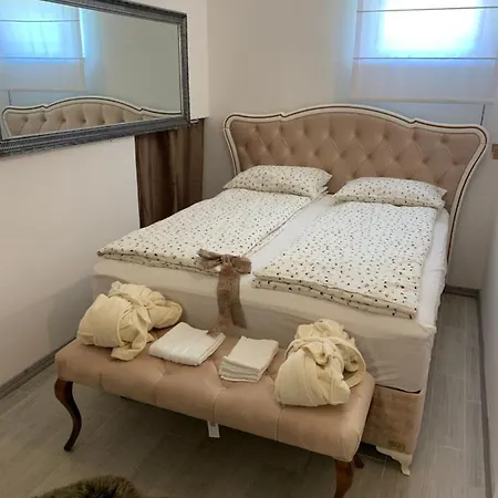 Mont, Lux & Jacuzzi - Jahorina